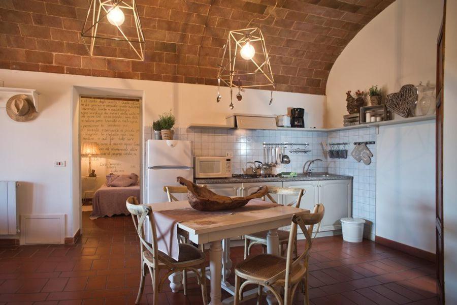 Agriturismo Santa Vittoria Вольтерра Экстерьер фото